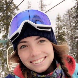 Meet your Posher, Laura